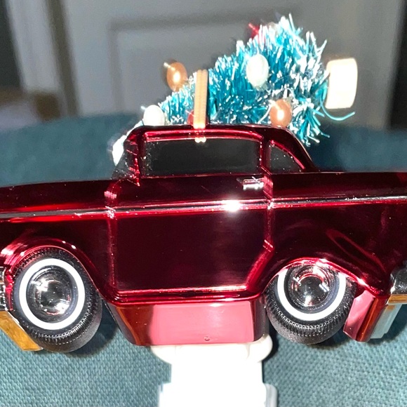 Bath & Body Works Classic Car With Christmas Tree Wallflower Plug - Picture 2 of 3